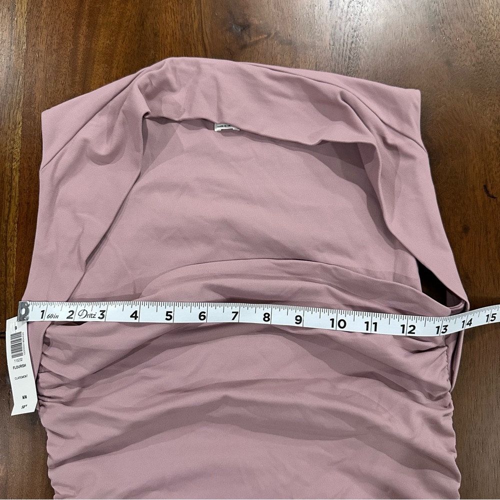 New! Aritzia Contour Flourish Top in Claremont Size Medium Trendy Baddie Stylish - Picture 7 of 8